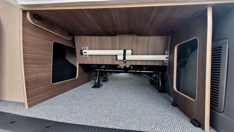 VW Bus T6.1 Camper NEU mit Ausbau 150PS Lichtautomatik MFL Standheizung Rückfahrkamera Tempomat Sitzheizung Regensensor Anhängerkupplung Wohnmobilzulassung Wohnmobil Campervan in Syke