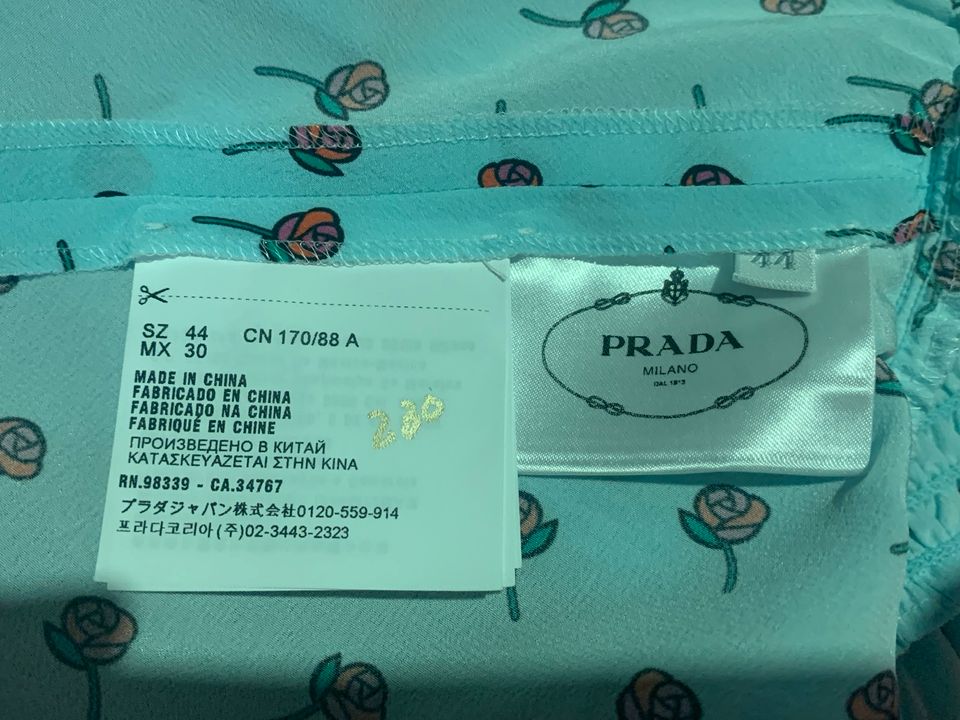 NEU mit Etikett Original Prada 699€ Top Bluse Seide Größe 44 40 in Issum