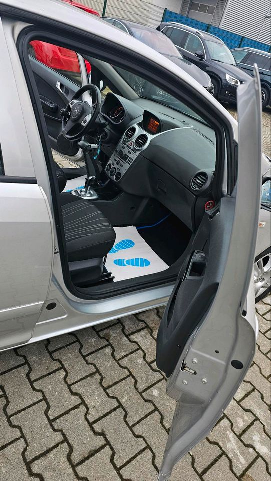 Opel Corsa 1,3 Diesel Behindertengerecht  TÜV neu Standheizung in Hanau