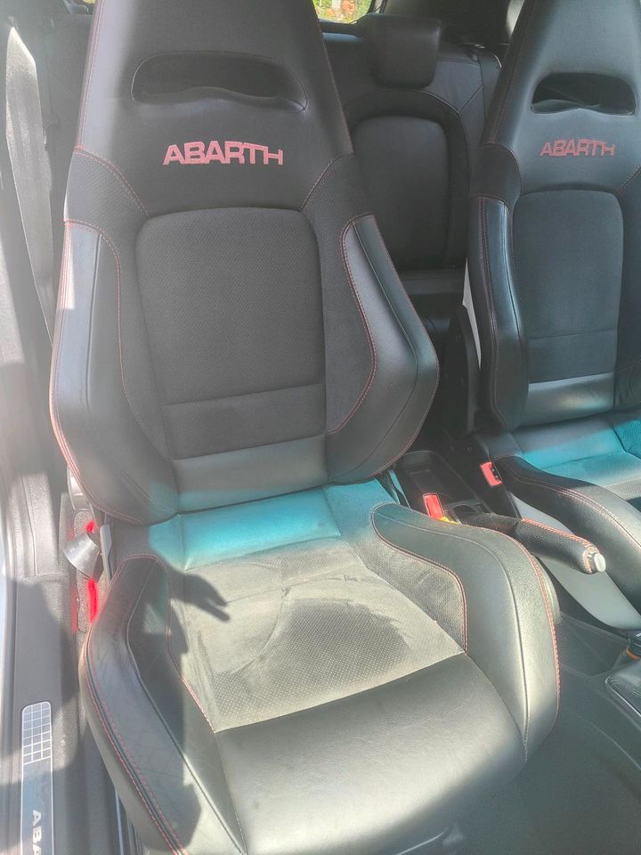 Abarth Punto Sport-Autositze in Aitrach