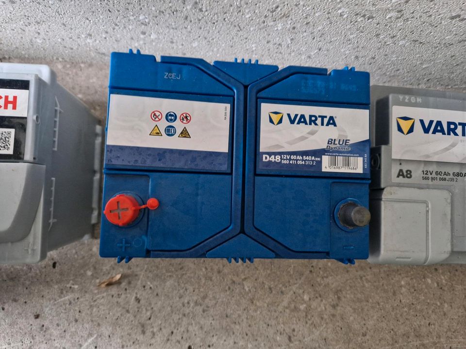 NEU! Varta 60Ah Starterbatterie D48 Autobatterie 62 64 in Gelsenkirchen