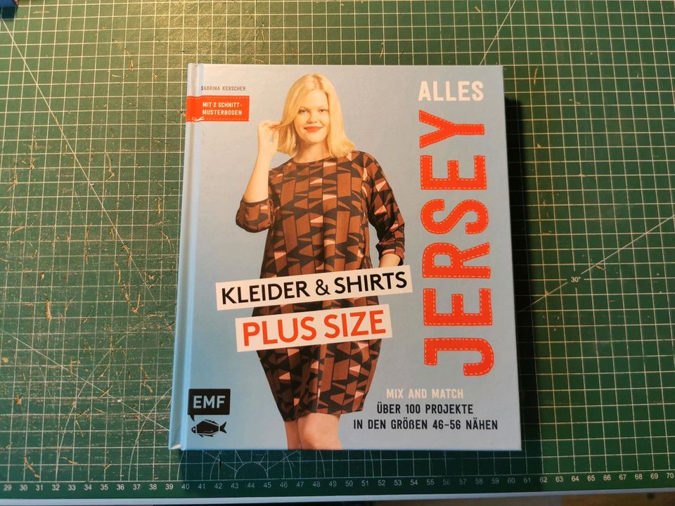 Nähbuch "Alles Jersey - Kleider & Shirts" Plus Size in Hamburg