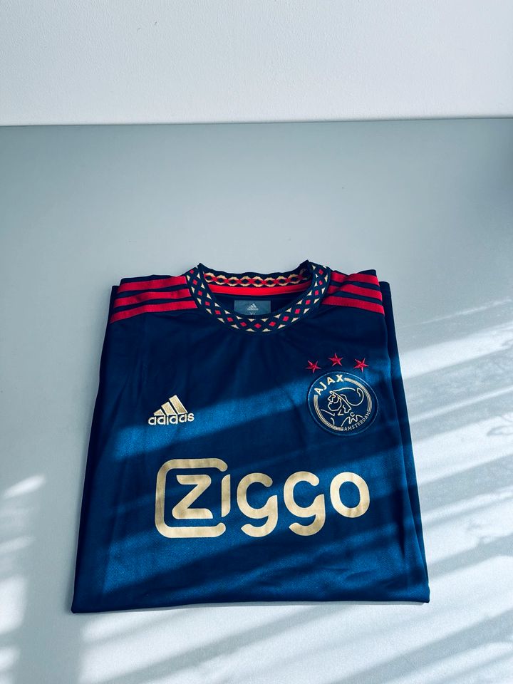 Ajax Amsterdam Trikot - 2022/23 - Ibrahimović #9 - NEU - Gr. XL in Berlin