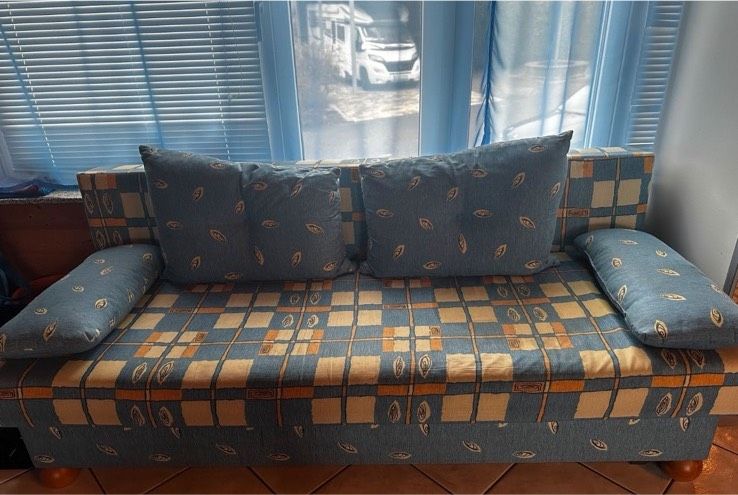 Couch ausziehbar in Kastellaun