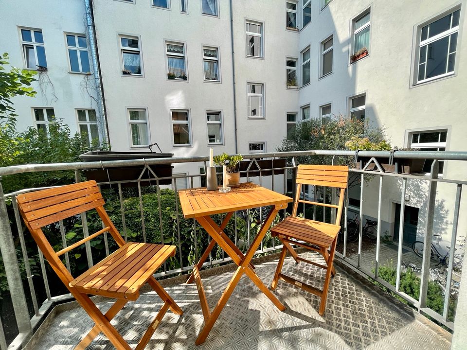 23.5-1.6: kurzzeit miete short term apartment friedrichshain in Berlin