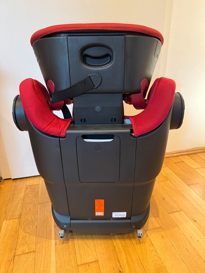 Kindersitz Britax Römer Kidfix II XP SICT unfallfrei in Bochum