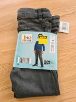 NEU Jungen Jeans Größe 98 Sachsen - Großdubrau Vorschau