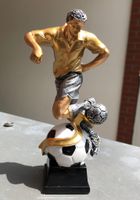 Pokal Figur Fußball 15,5cm neu OVP Richtiger Hingucker Nordrhein-Westfalen - Neuss Vorschau