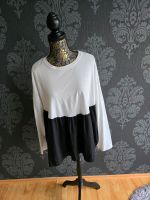 Shirt / Langarmshirt Rüsche / Schößchen schwarz / weiß Zara Gr. L Thüringen - Meiningen Vorschau