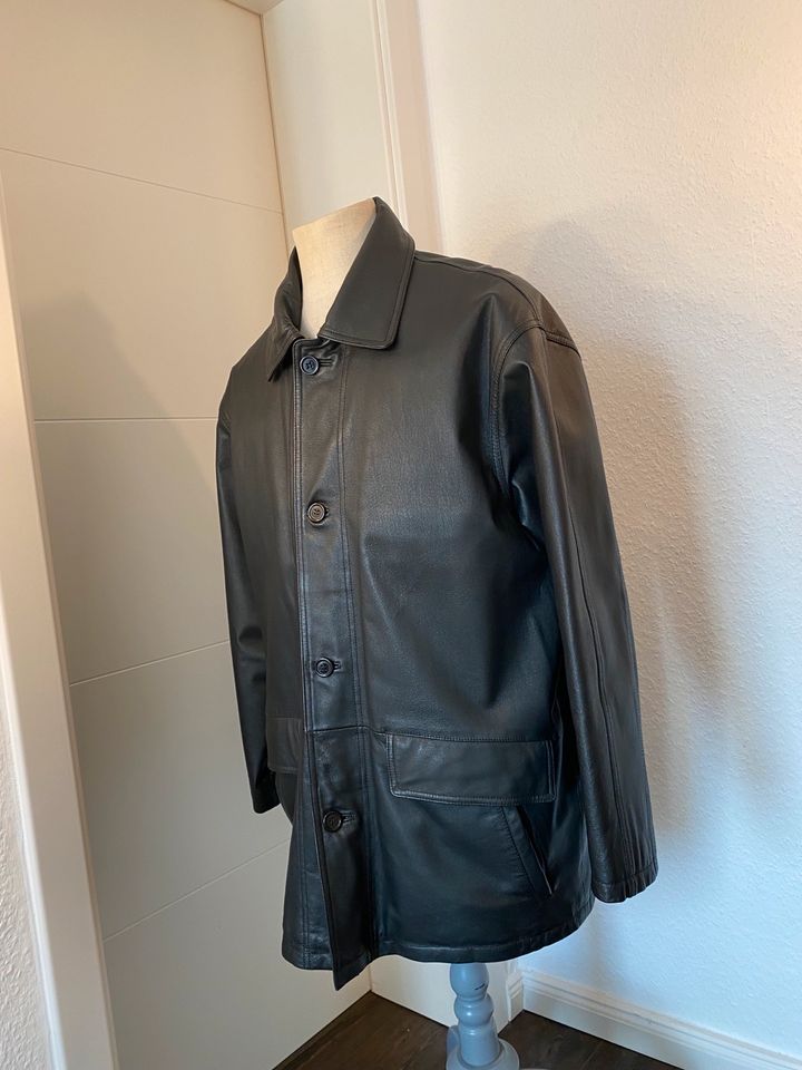 Schwarze Lederjacke Vintage Ledermantel M / L /52 echt Glattleder in Köln