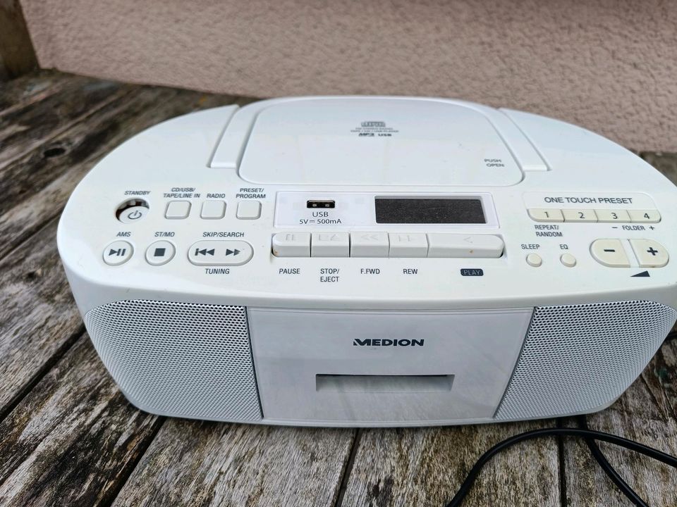 CD/Kassetten/USB/Radio Spieler gebraucht in Göttingen