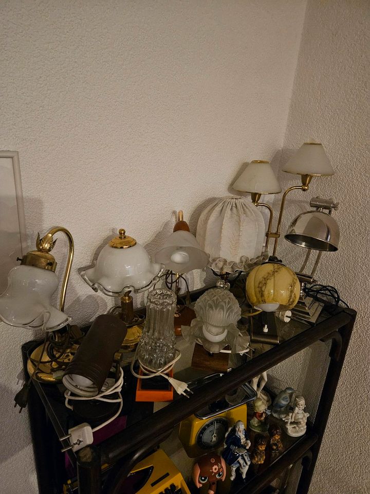 Retro Vintage Tischlampen in Haiterbach