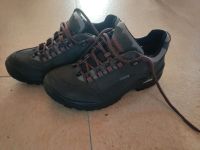 Trekkingschuhe Wanderschuhe Lowa Kody II GTX WS Gr. 4 1/2 Bayern - Bruckberg bei Landshut Vorschau