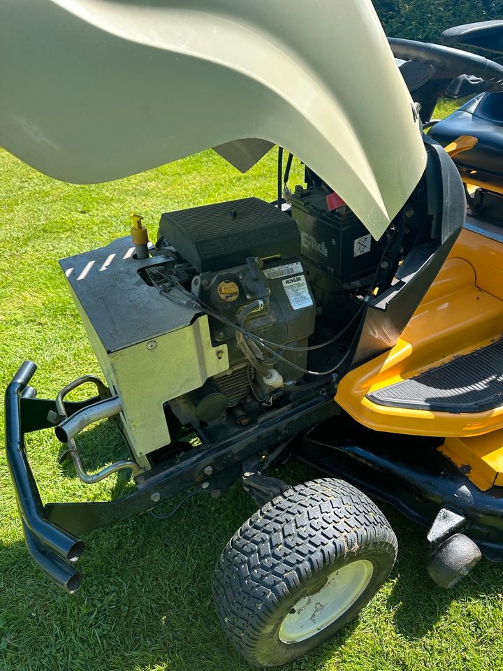 Cub Cadet HDS 2205 3 Messer Aufsitzmäher Rasentraktor Mulcher Pro in Neumünster