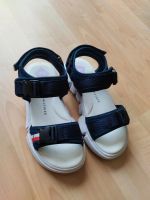 Tommy Hilfiger Sandalen 32 Nordrhein-Westfalen - Erwitte Vorschau