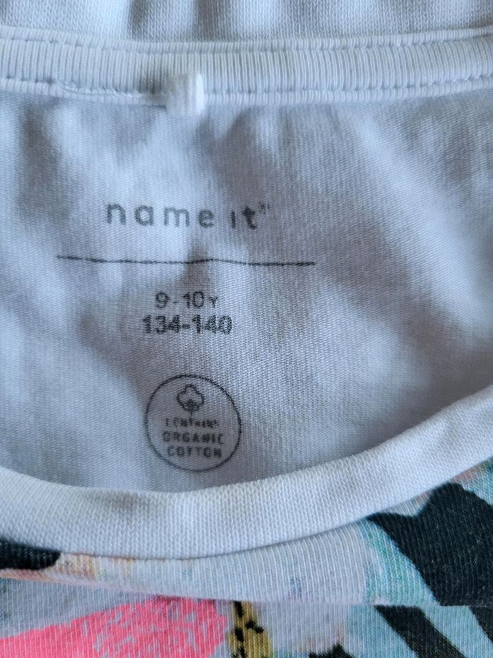 name it ! T-Shirt Gr. 134/140 farbenfrohes Sommershirt in Wolfenbüttel