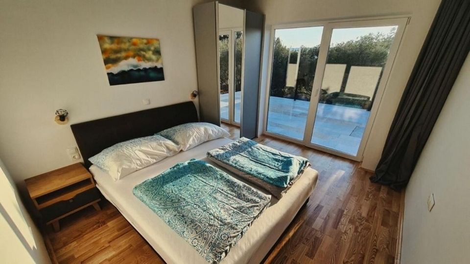 Kroatien, Istrien, Labin: Moderne Villa mit Swimmingpool und Panorama-Meerblick - Immobilien H2289 in Rosenheim