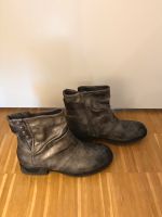 Wunderschöne Boots / Stiefel in silber / grau von Queentina Eimsbüttel - Hamburg Eimsbüttel (Stadtteil) Vorschau