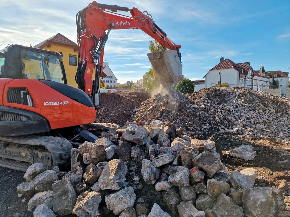 Minibagger Bagger Brecherlöffel Beton Abbruch Recycling Mieten in Tann