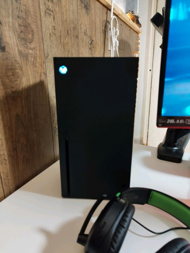 XBOX Series X ,AOC 27 Curved Gaming, Turtle Beach+ Garantie! in Greifenstein