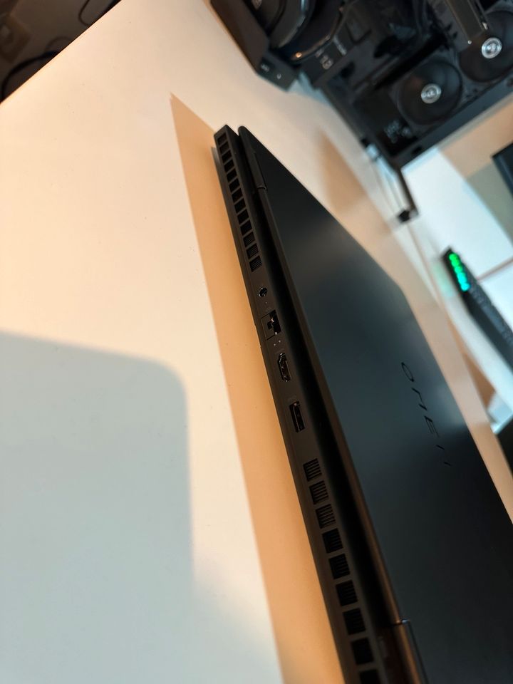 HP Omen Transcend 16 I7-13700HX 32GB DDR5 Gaming Laptop in Nahe