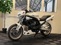 Yamaha FZS 600 RJ02 Motorrad Motorrader Stilbruch Nordrhein-Westfalen - Vreden Vorschau