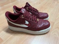 Nike Air Force 1 '07 Damen Sneaker, dunkelrot, Größe 39 Saarbrücken-Halberg - Bischmisheim Vorschau