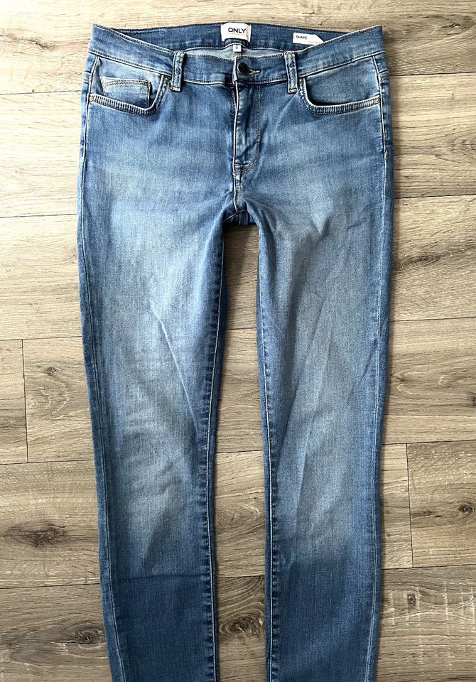 Only Jeans Modell Shape W29-W30/ L32 mittelblau in Berlin