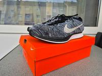 Neuwertig Nike Flyknit Racer Oreo Sneaker Schuhe Sport Laufen OVP Rheinland-Pfalz - Neuwied Vorschau