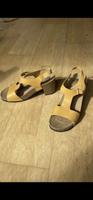 Sommerliche Ledersandalen mit Absatz von Dr. Scholl`s Berlin - Lichterfelde Vorschau
