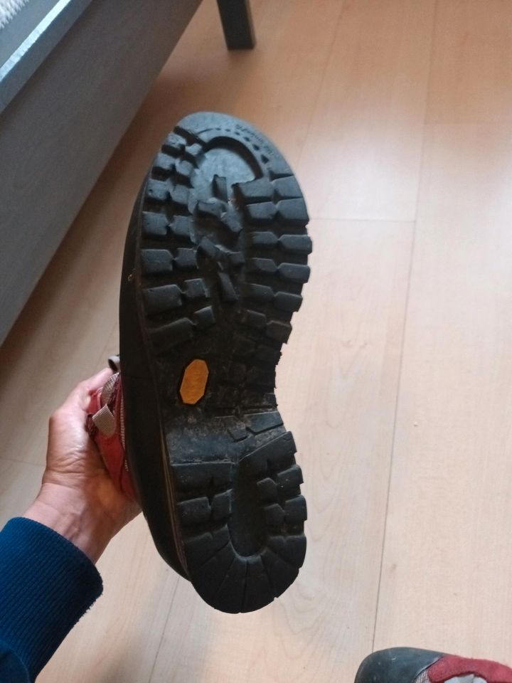 Hanwag 42,5  8,5 Wanderschuhe in Offenburg