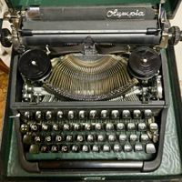 Antik - Alte gebrauchte Olympia Koffer Schreibmaschine Baden-Württemberg - Untermarchtal Vorschau