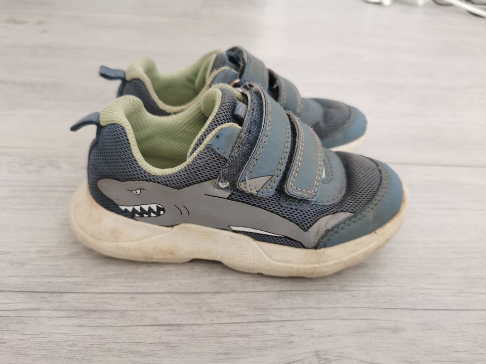 Jungen Halbschuhe Schuhe Gr. 26 Superfit mit Hai in Giesen