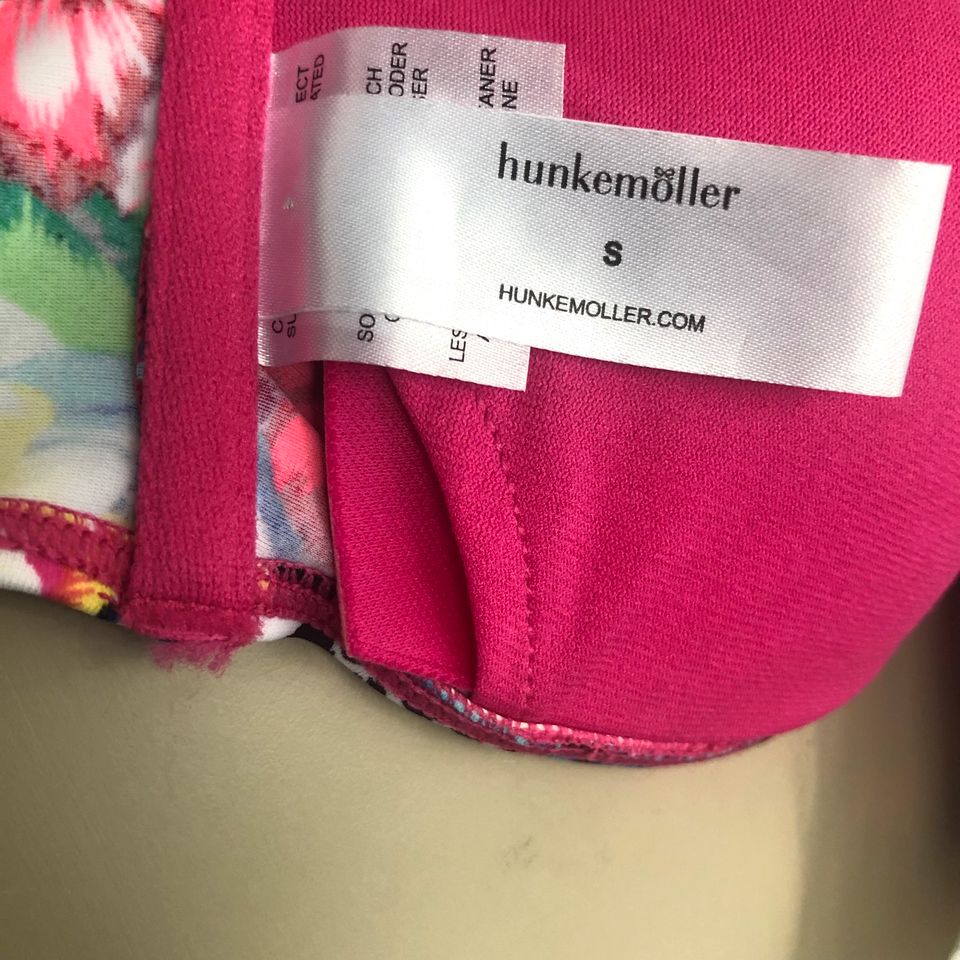 HUNKEMÖLLER BIKINI Hawaii Hibiskus tropic bunte Blumen Gr. XS NEU in Leipzig