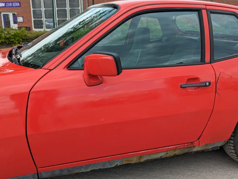 Porsche 924S 2.5 - 160PS - Indischrot - Bastlerobjekt! in Lippstadt