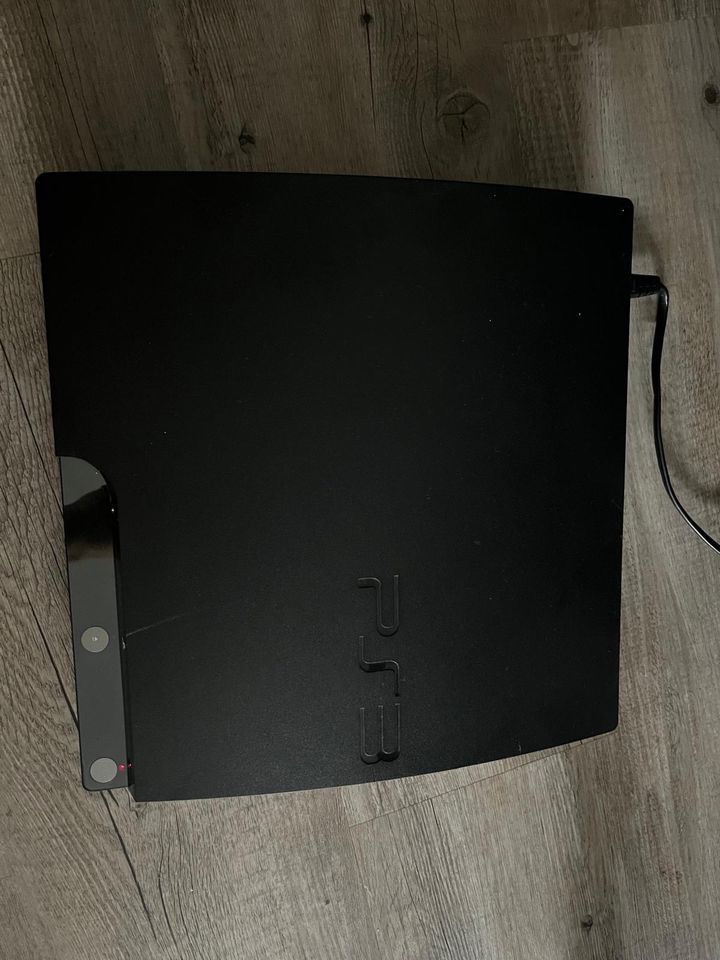 PlayStation 3 inklusive 3 Kontroller in Waltrop