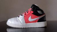 Nike Air Jordan 1 Mid- White Black Infrared Gr. 38 Nordrhein-Westfalen - Remscheid Vorschau