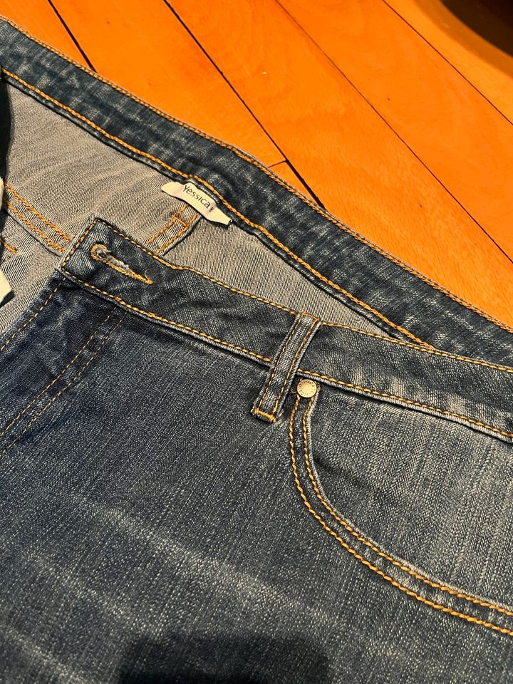 Hose Jeans Damen Bootcut Größe 48 in Offenburg