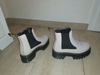 Chelsea Boots Dr. Martens mit Plateau Sohle Niedersachsen - Beverstedt Vorschau