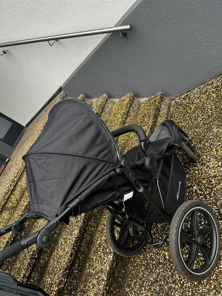 Faltbarer Kinderwagen in Bochum