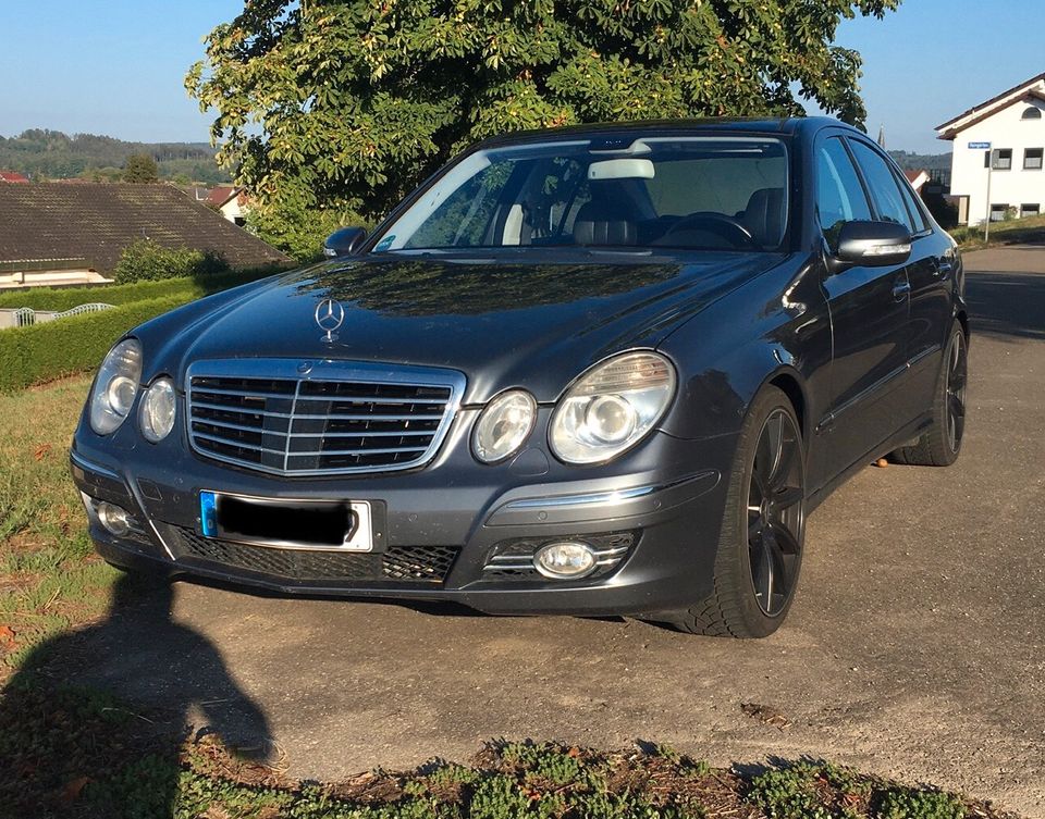 Mercedes E 350 MOPF, Avantgarde, Vollausstattung in Haigerloch