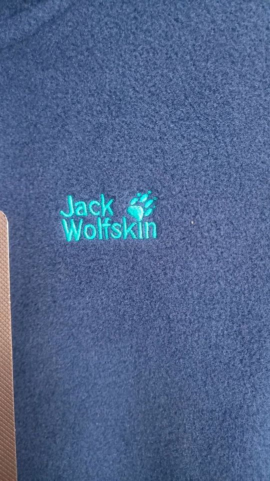 Neu!Fleece Jacke Jack Wolfskin Gr.152 in Adelsdorf