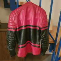 Alt echte 70er Jahre Motorrad Lederjacke Gr 44 rot schwarz Frankfurt am Main - Preungesheim Vorschau