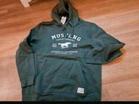 Mustang herren sweatshirt neu in gr.L mit Kapuze Schleswig-Holstein - Norderstedt Vorschau