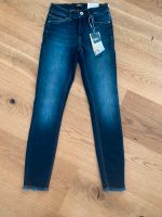 Neue Only Jeans Skinny Blush Gr. 32 / S Nordrhein-Westfalen - Iserlohn Vorschau