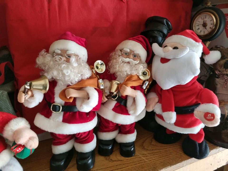 Weihnachtsfiguren Weihnachtsmänner in Bocholt