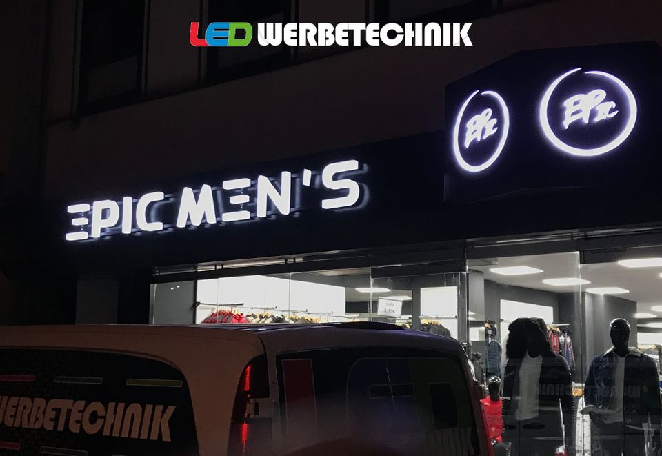 LED Werbeschilder 500cm x 100cm (Angebot gültig bis 31.05.2024) in Duisburg