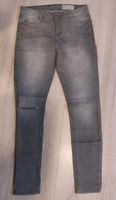 Jeanshose in grau von Esprit DENIM, Größe W28/L32 Niedersachsen - Oldenburg Vorschau