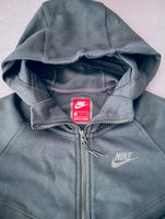 Nike Pullijacke S Wuppertal - Elberfeld Vorschau