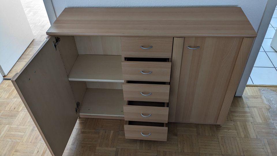 Kommode / Anrichte /Schrank in Worms